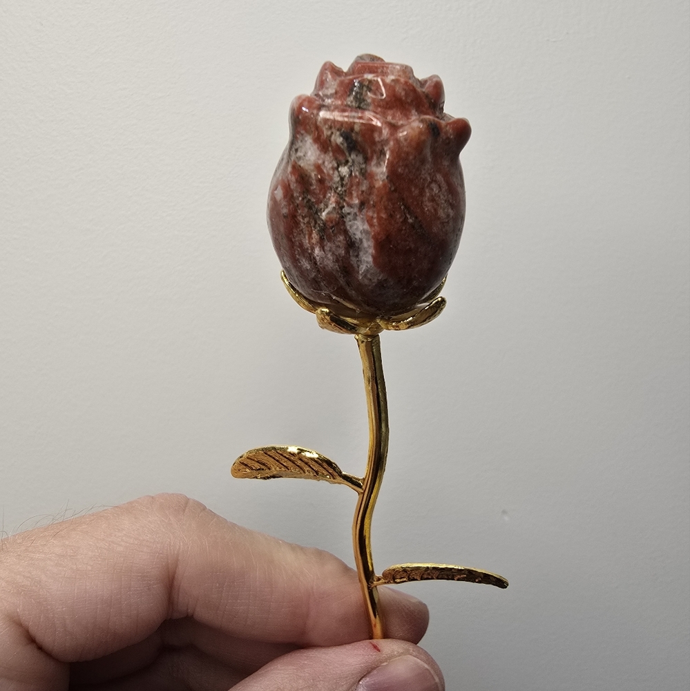 Red Sesame Stone Crystal Rose - Picture 8 of 13